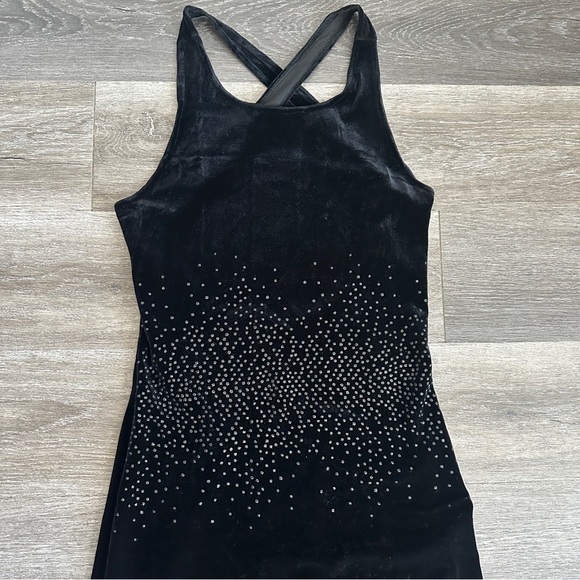 Byer too vintage y2k velvet crisscross open back rhinestone details maxi dress - Picture 2 of 7